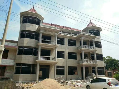 仿石漆在施工現(xiàn)場打樣時的注意事項(xiàng)